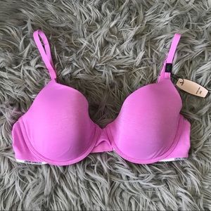 NWT Victoria’s Secret Uplift Semi Demi Bra 34C